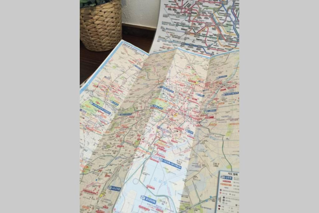 Apartment 駅近／4駅利用可／新宿電車3分／ポケwifi無制限／一軒家／和モダン *